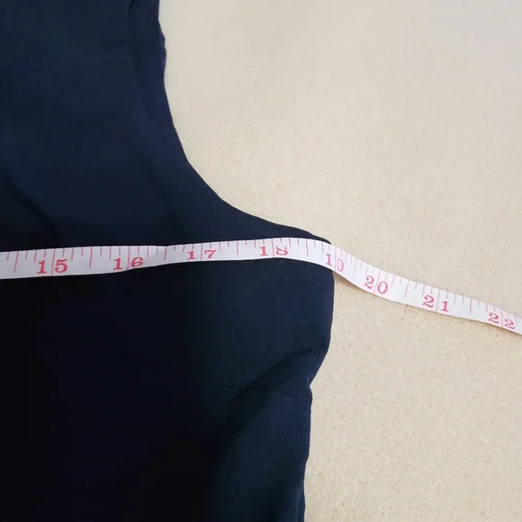 Braemar sleeveless navy blouse - Picture 3 of 5